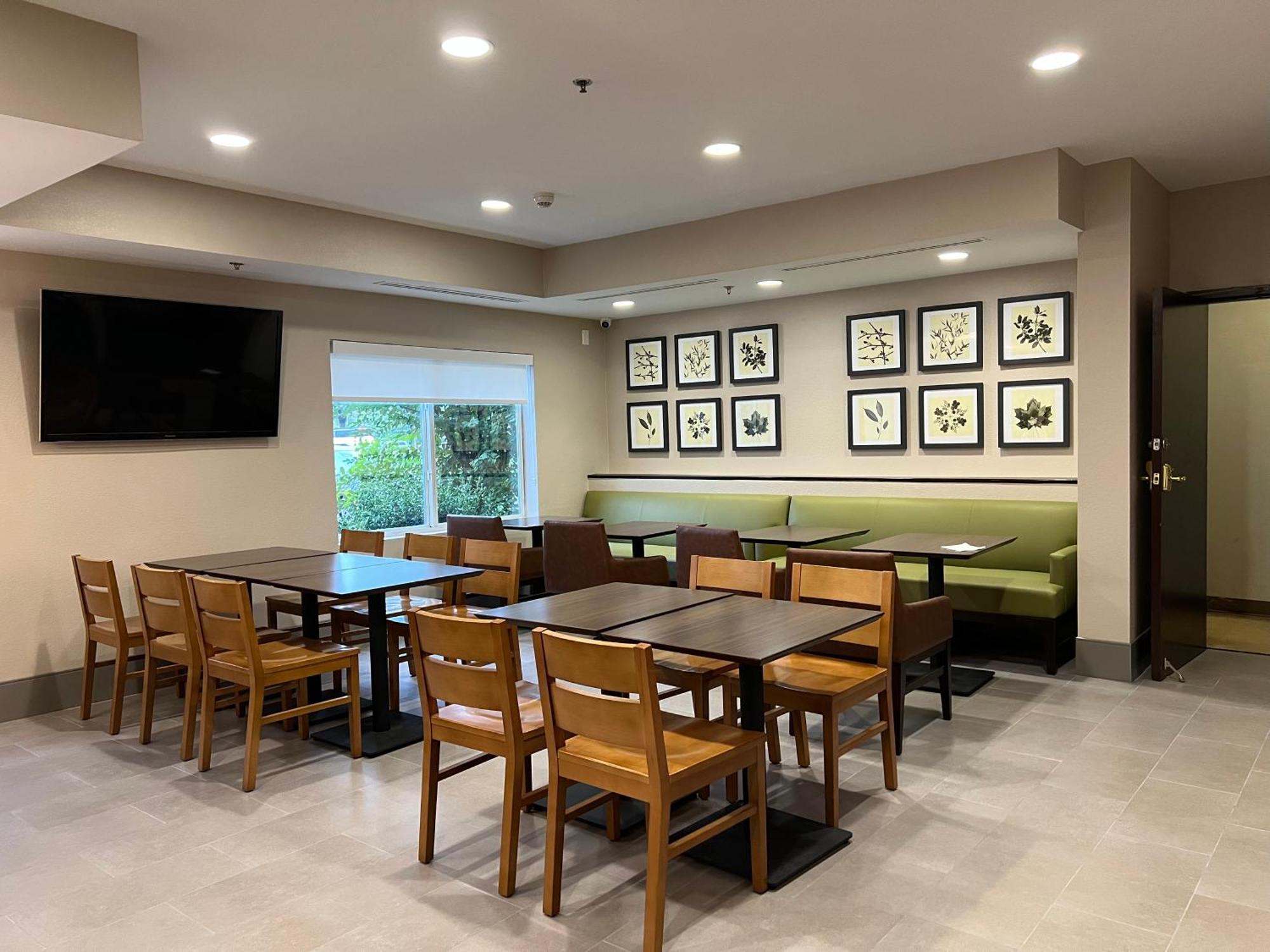 Country Inn & Suites By Radisson, Lsu - Medical Corridor Baton Rouge Exterior photo